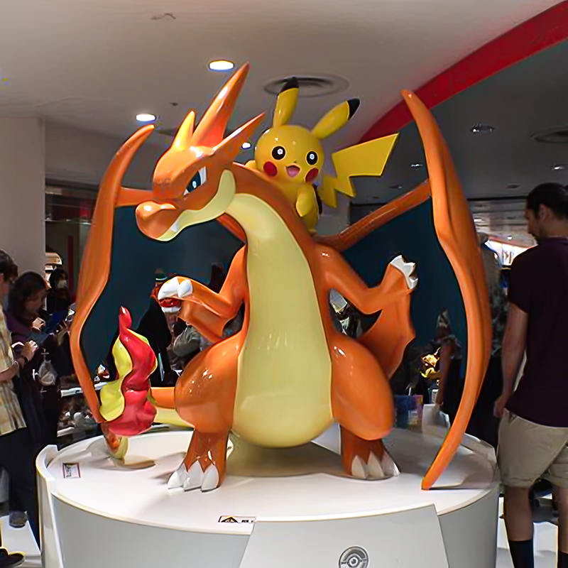 Fibra de vidro/estátua FRP Pokemon Pikachu Charizard Cartoon Escultura Fibra de vidro/estátua FRP Pokemon Pikachu Charizard Cartoon Escultura